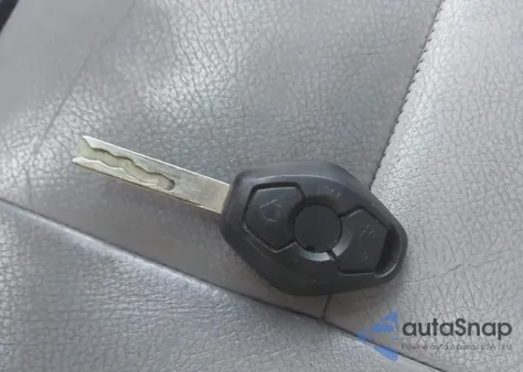 2007 BMW X3 3.0Si из США, поврежденный, VIN WBXPC93487WF20145